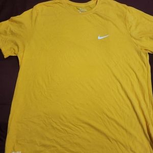 (2) Nike T-shirt Bundle